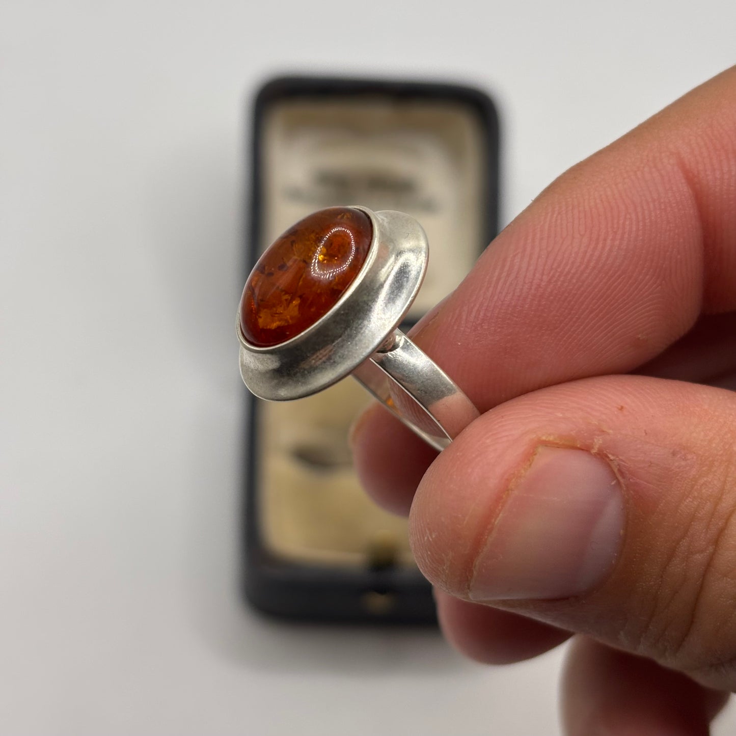 Silver Amber Ring (N)