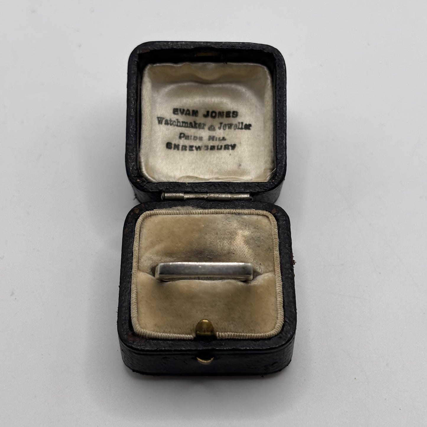 Silver Abstract Ring (O)