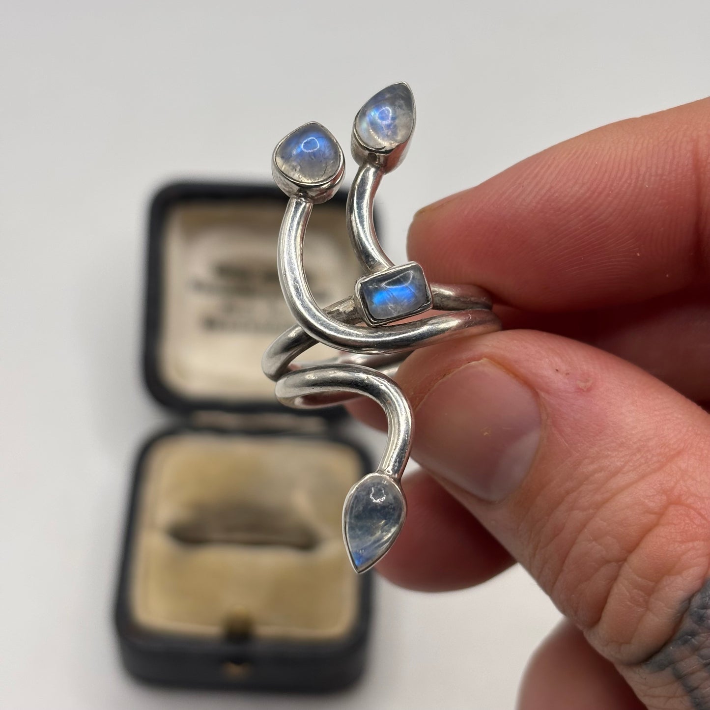 Silver Unusual Moonstone Ring (Q)