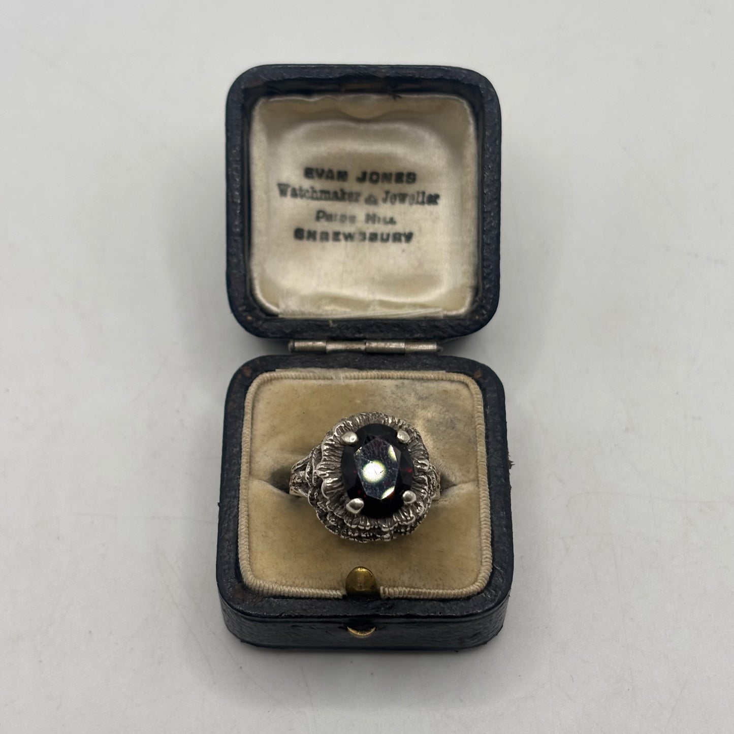 Silver Vintage Garnet Ring (N)