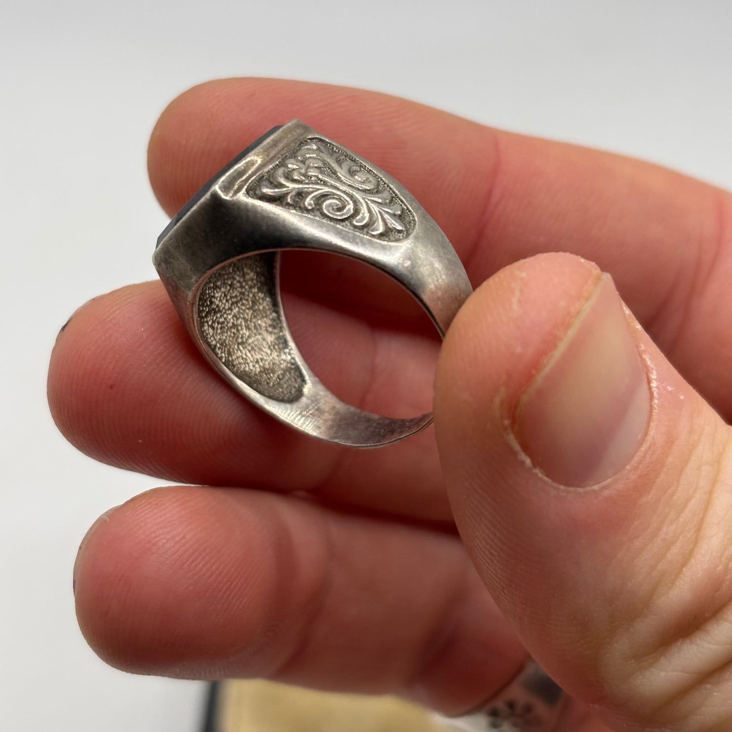 Silver Vintage Onyx Signet Ring (U)