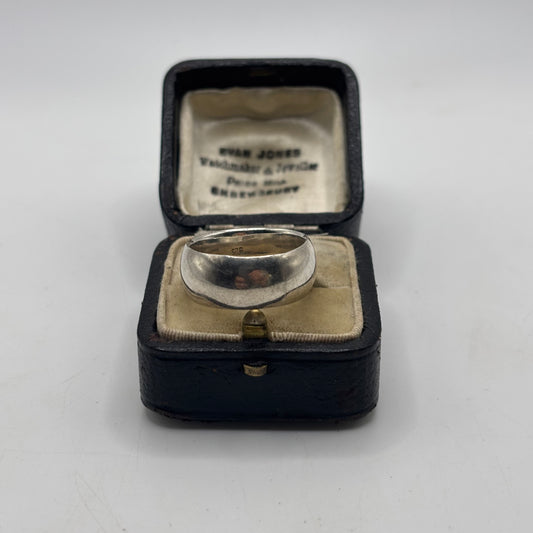 Silver Band Ring