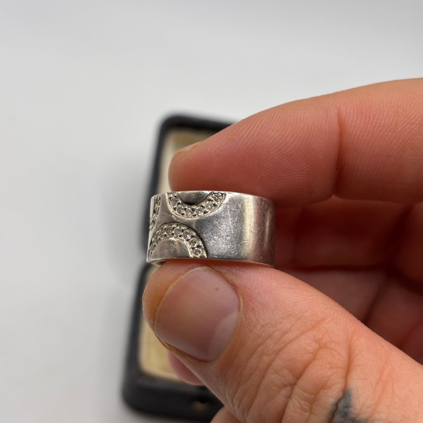 Silver Heavy Quartz Band Ring