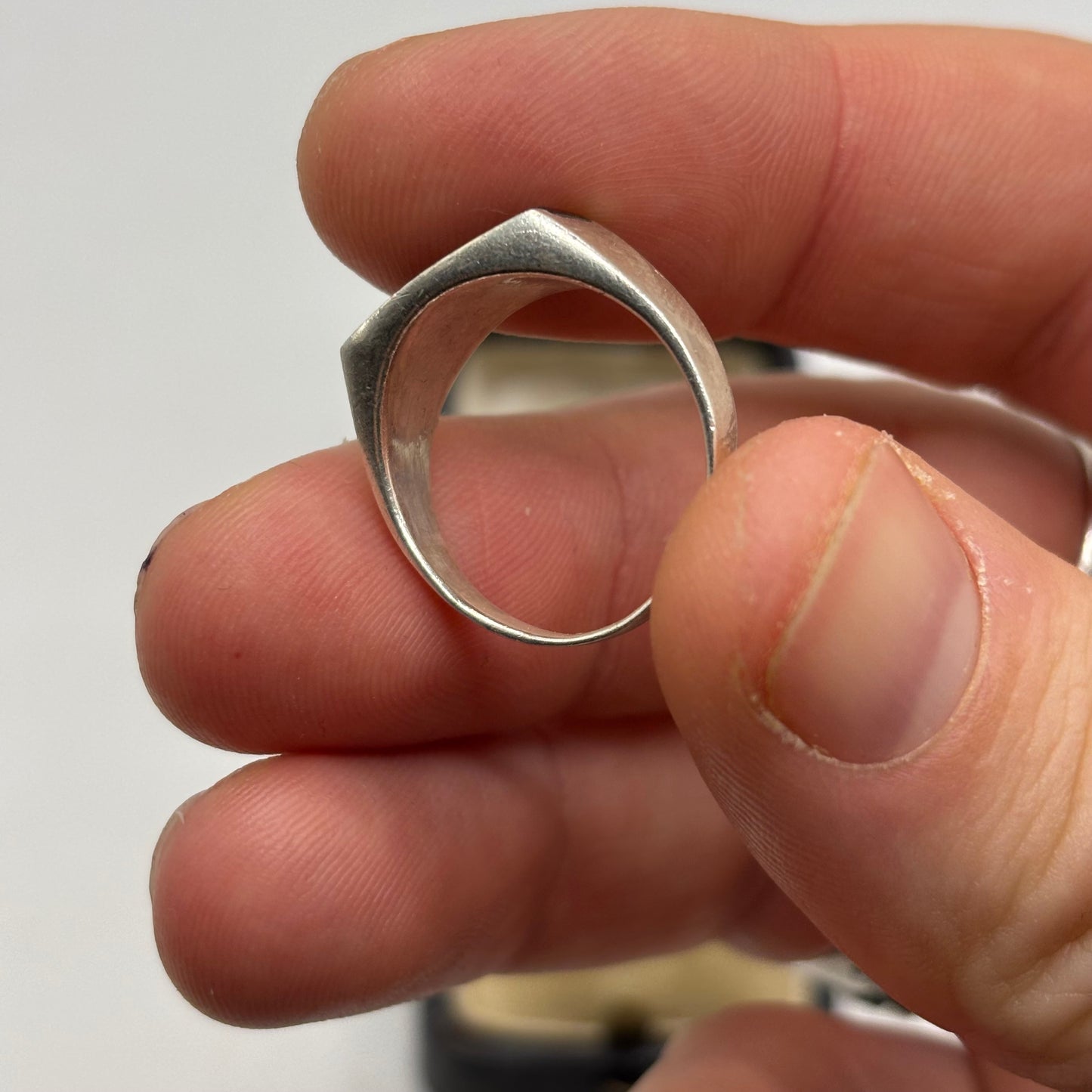 Silver Onyx Signet Ring (O)