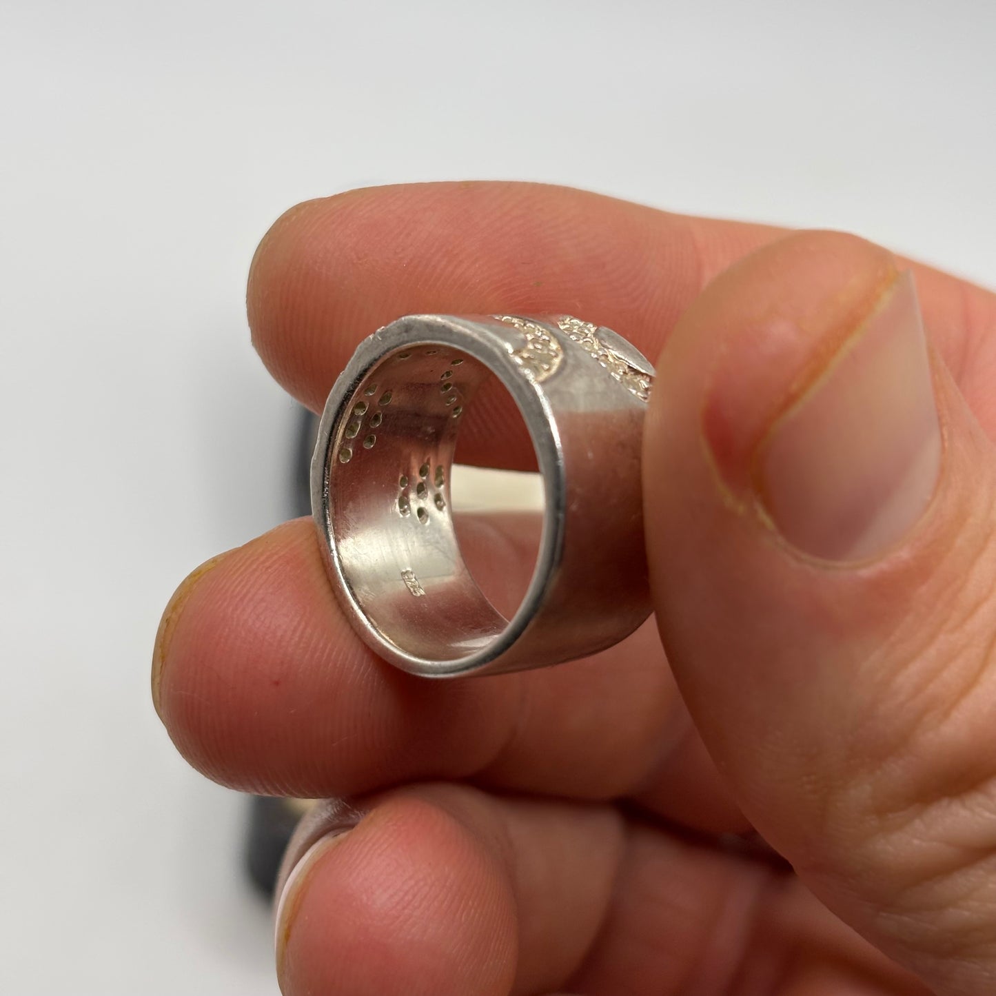 Silver Heavy Quartz Band Ring