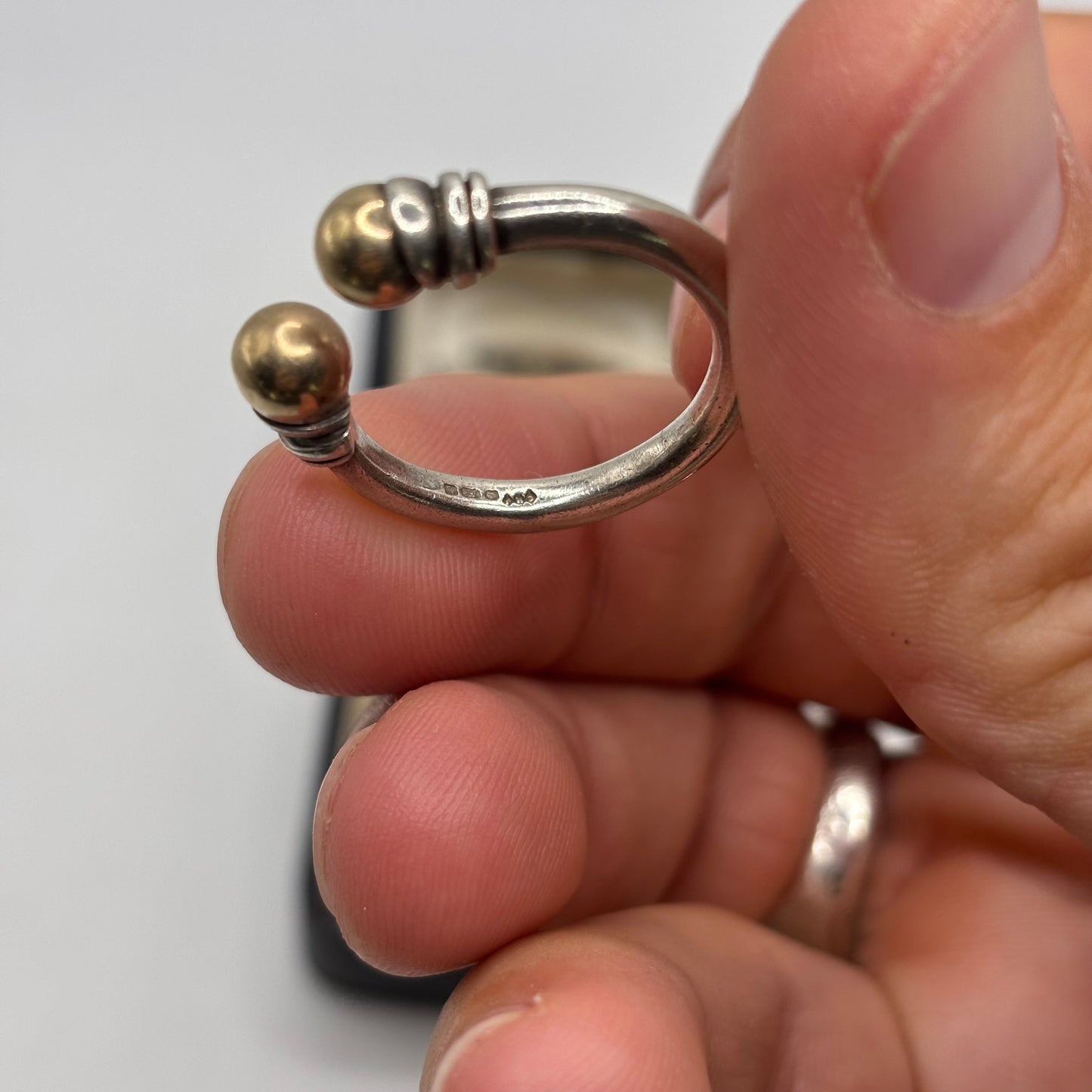 Silver 9ct Gold & Silver Torque Ring (R)