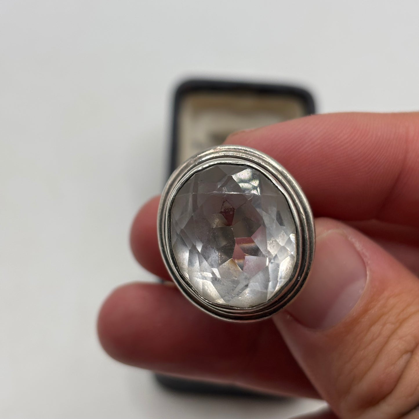 Silver Heavy Quartz Ring (M)