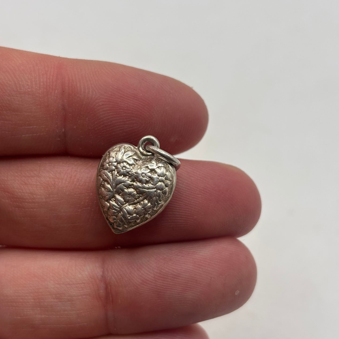 Silver Victorian Heart Pendant