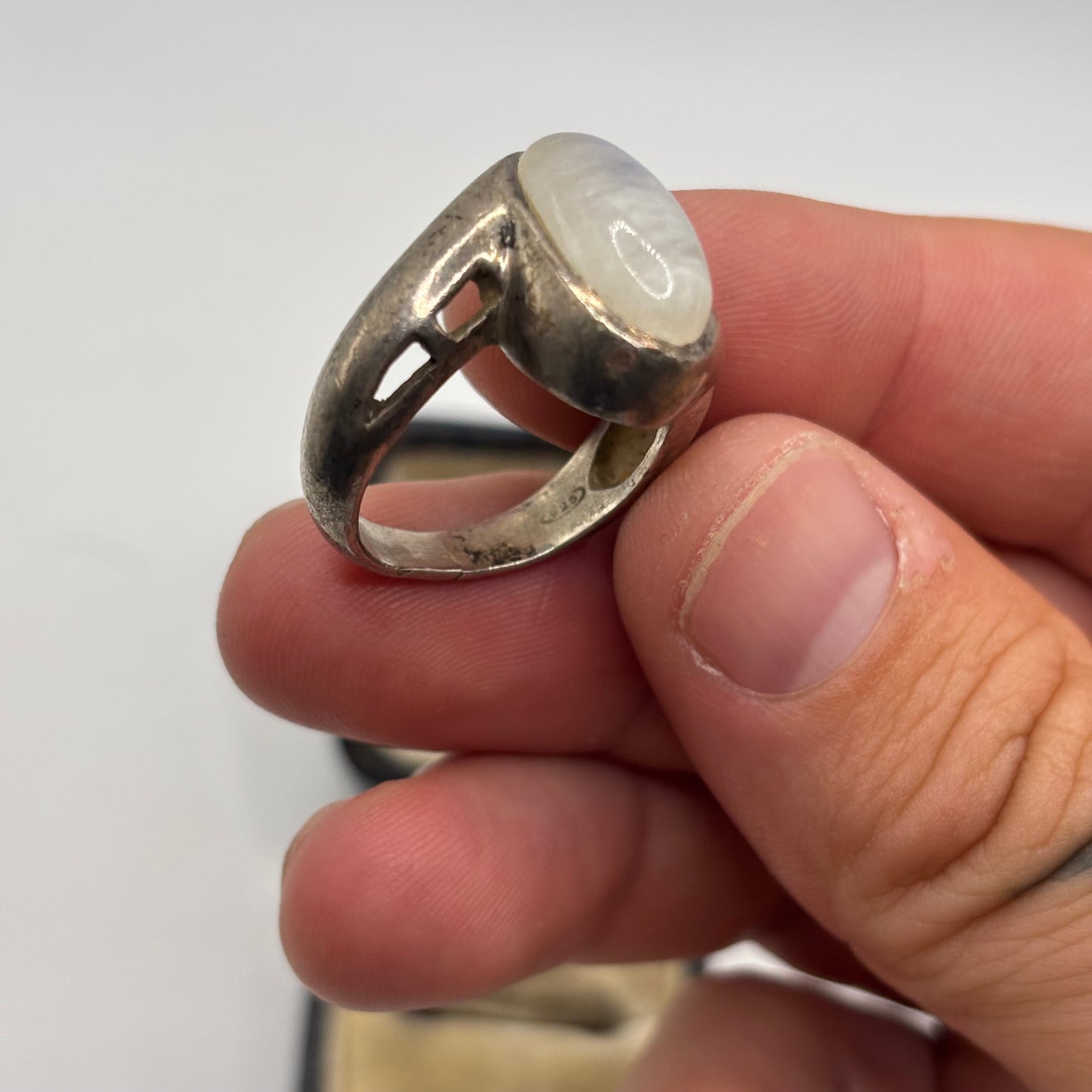 Silver Moonstone Ring (Q)