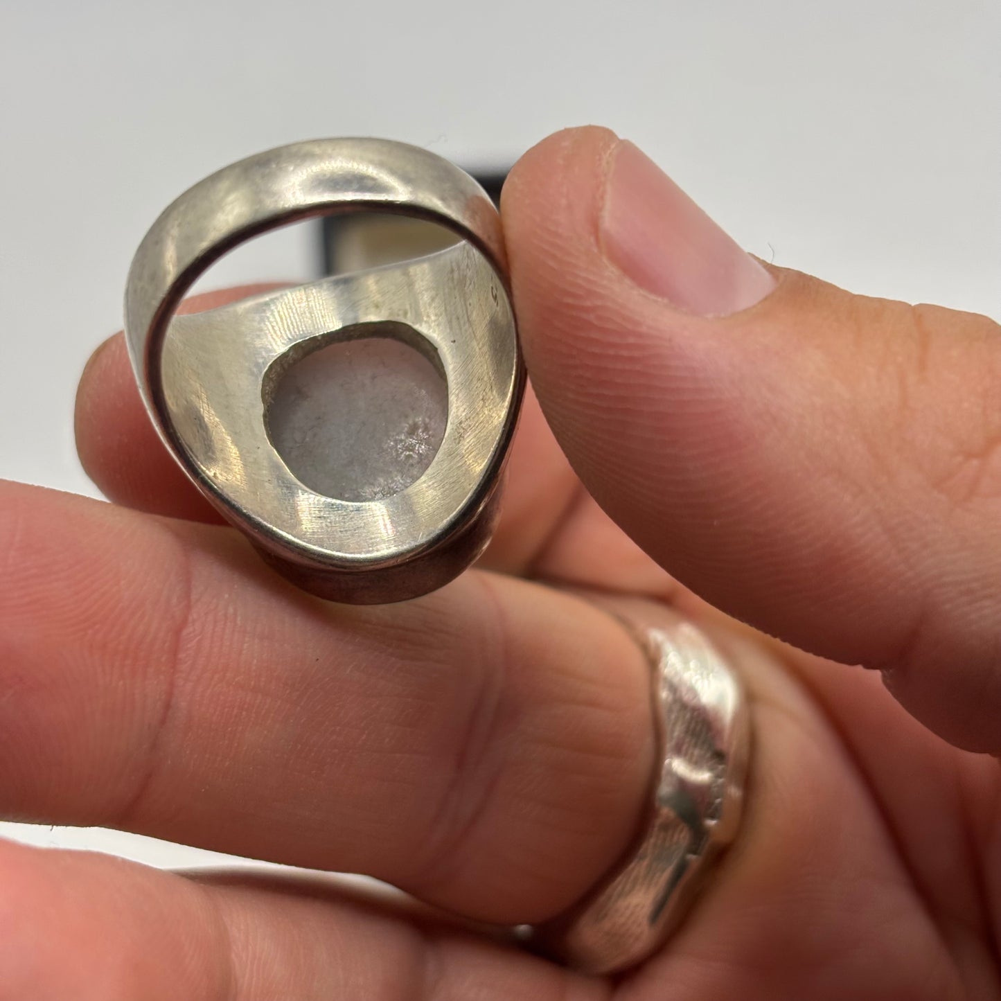 Silver Heavy Chalcedony Ring (R)