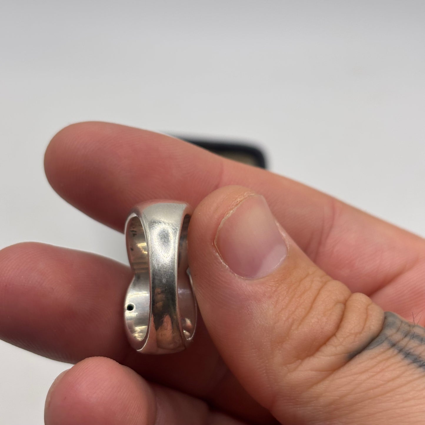 Silver Band Ring (R)