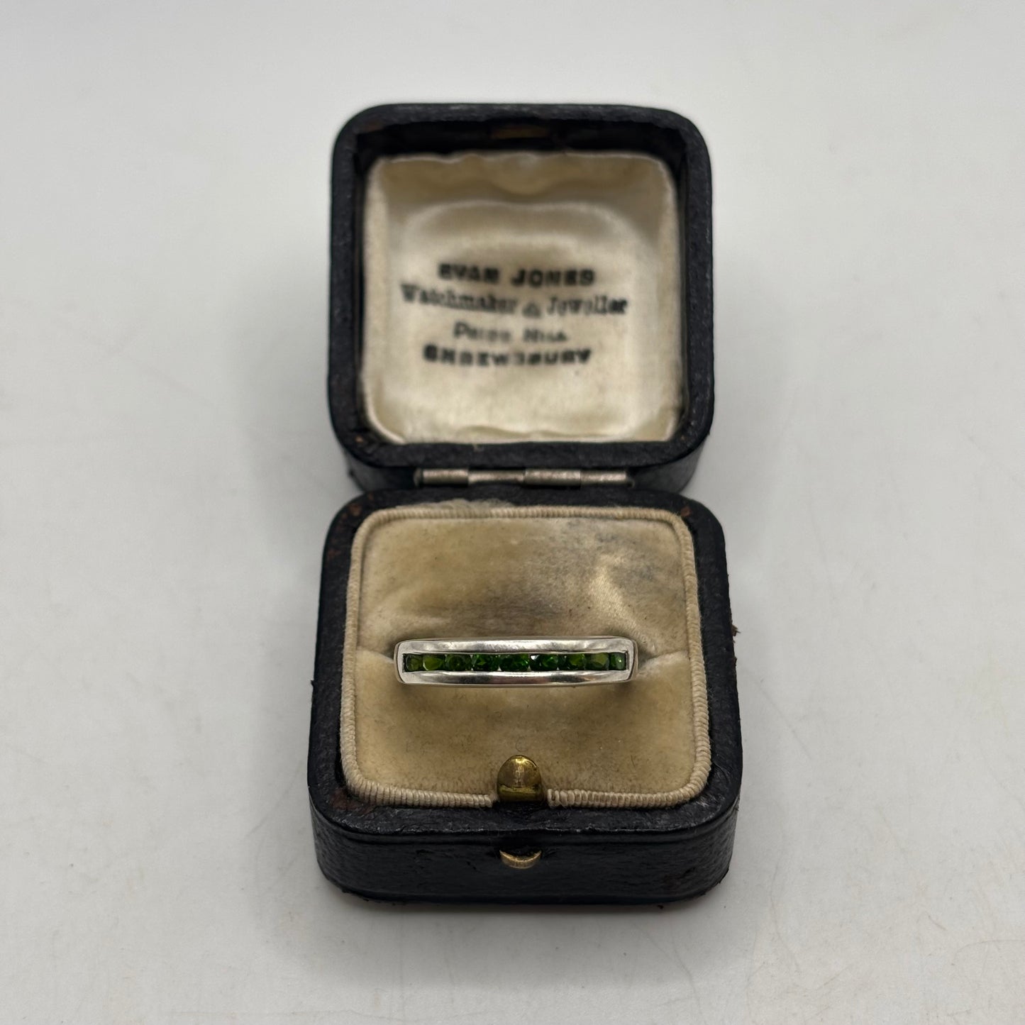 Silver Emerald Ring (O)