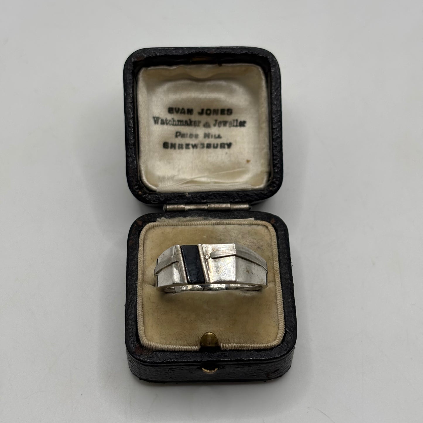 Silver Onyx Signet Ring (V)