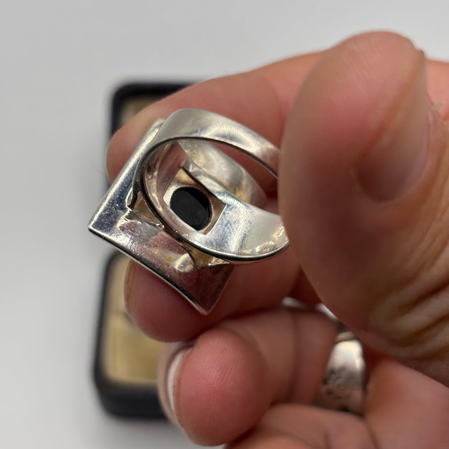 Silver Unusual Onyx Ring (S)