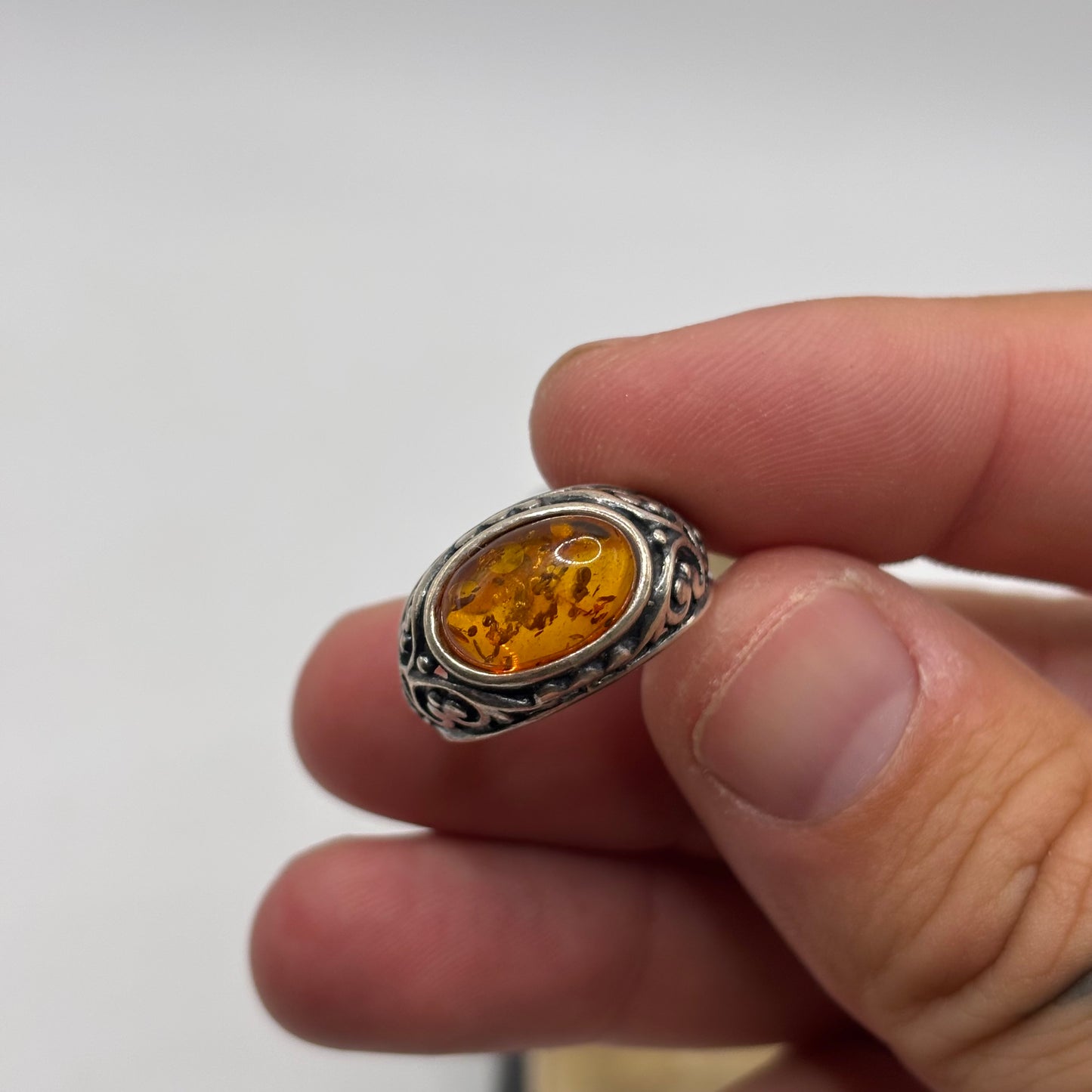 Silver Amber Ring (N)
