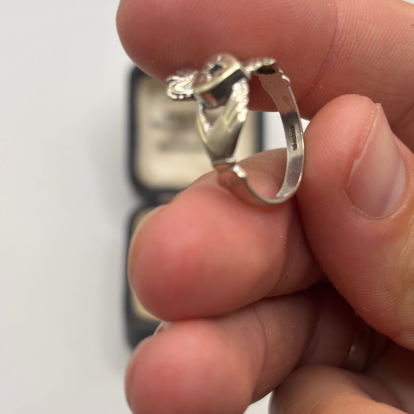 Silver Vintage Sapphire Claddagh Ring (L)