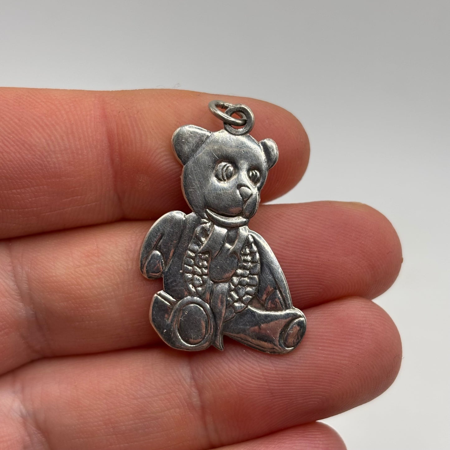 Silver Teddybear Pendant