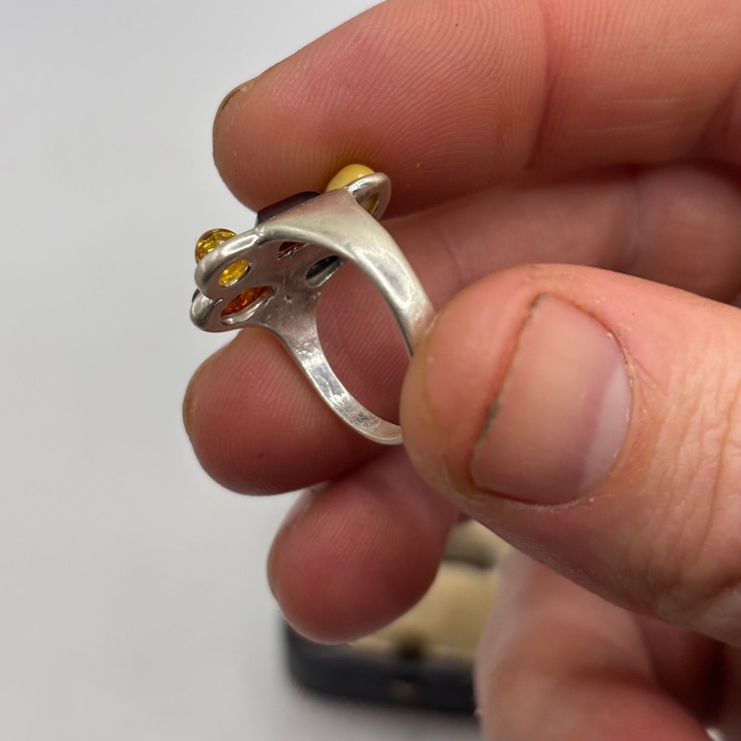 Silver Mixed Amber Ring (N)