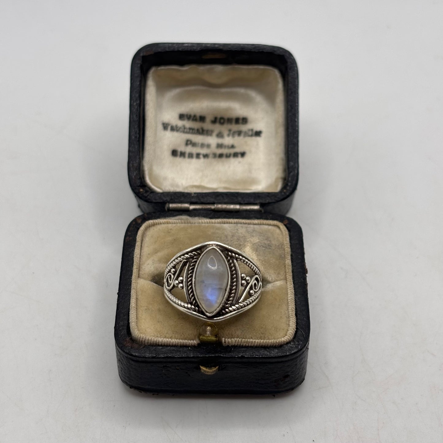 Silver Moonstone Ring (O)