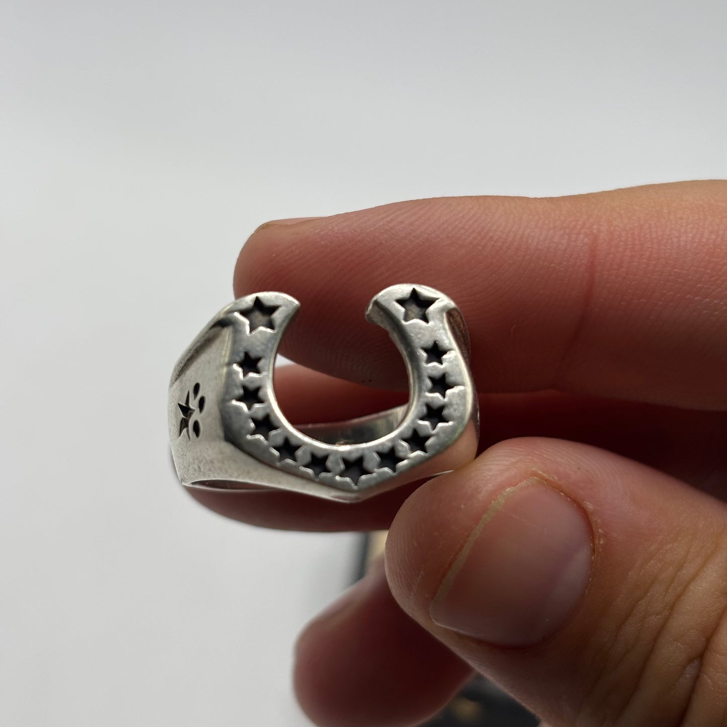 Silver Horseshoe Ring (X)