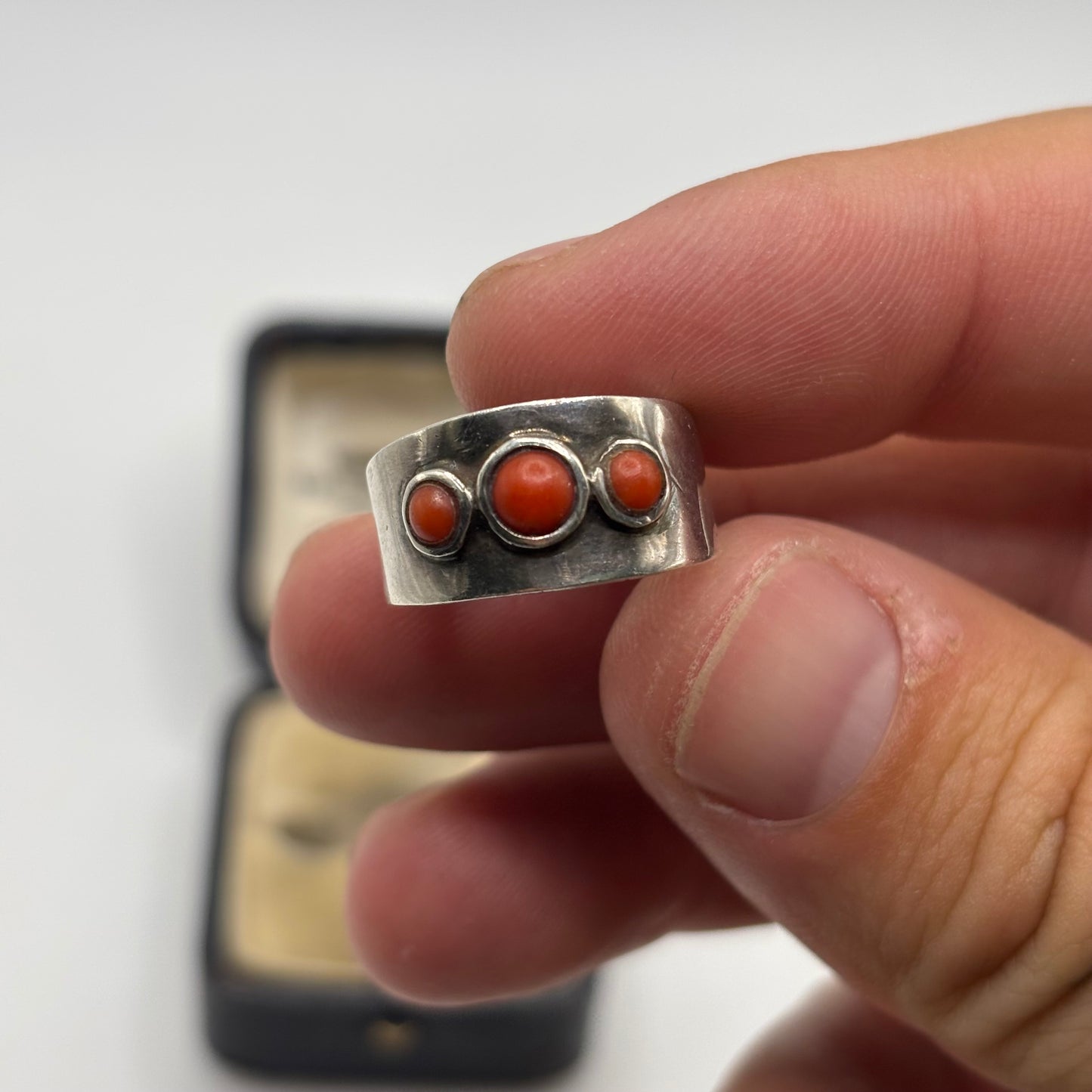 Silver Coral Ring (M)