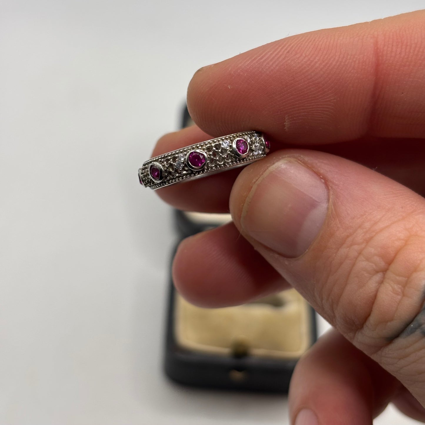 Silver Garnet Band Ring (L)