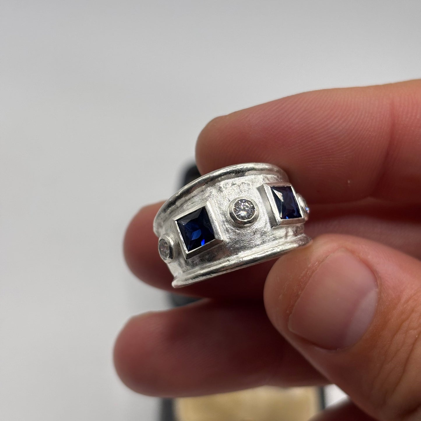 Silver Daisy London Ring (M)