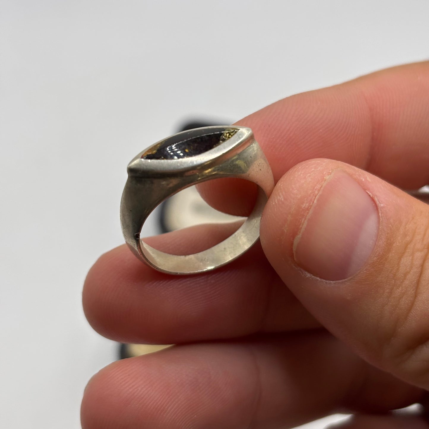 Silver Amber Inlayed Ring (R)