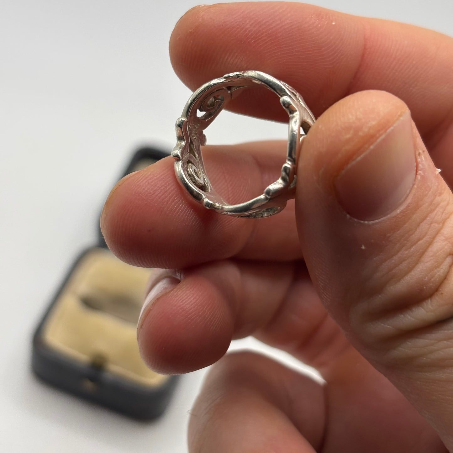 Silver Detailed Band Ring