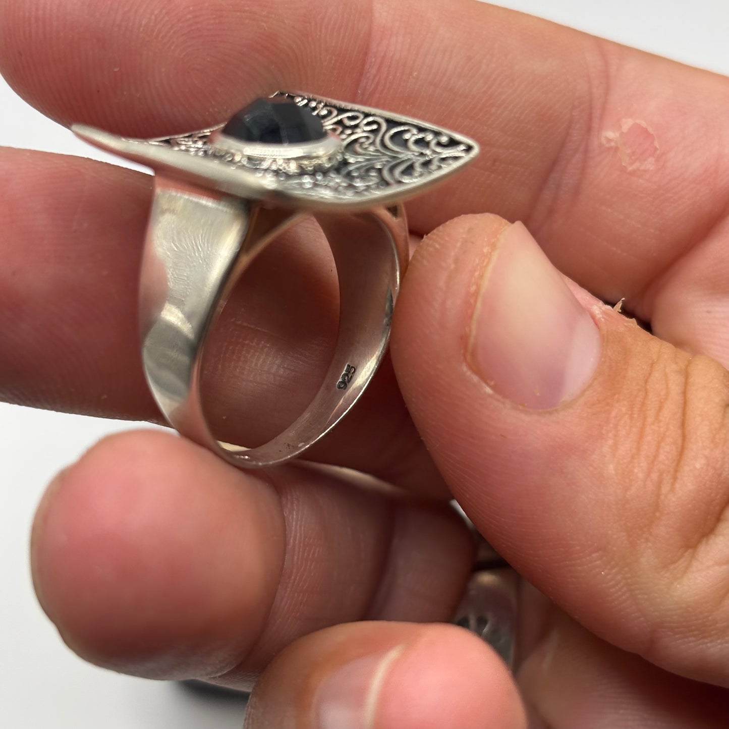 Silver Unusual Onyx Ring (S)