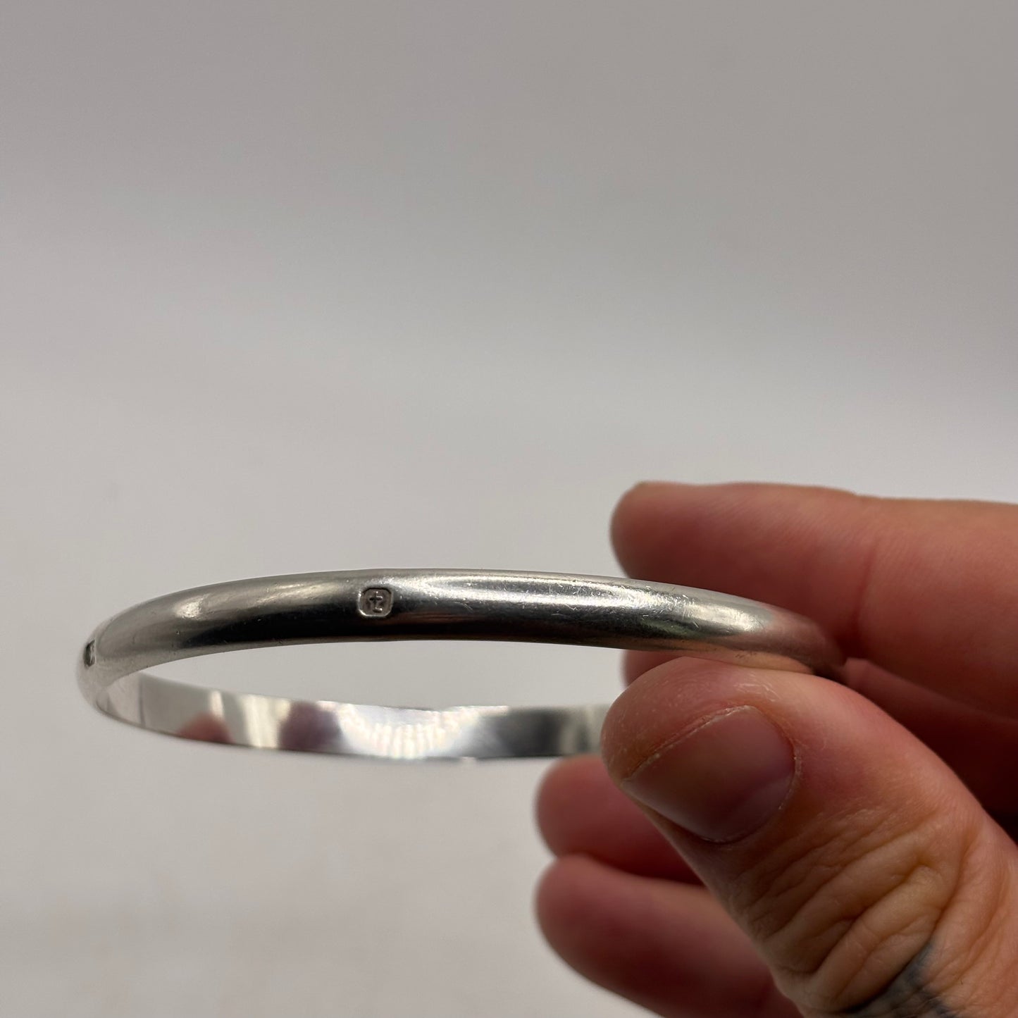 Silver Hallmarked Stamped Bangle (67mm)