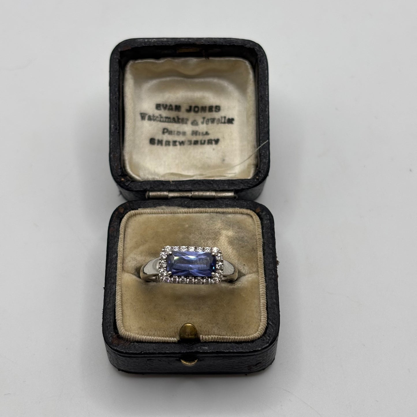 Silver Tanzanite Ring (O)