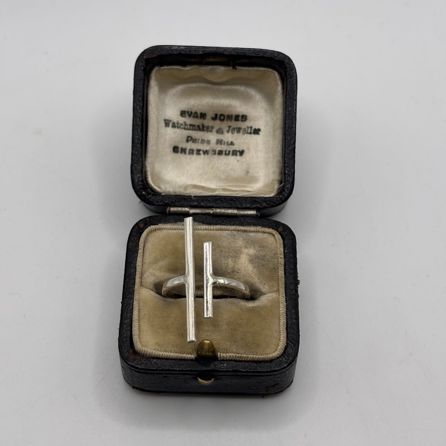 Silver Abstract Ring (O)
