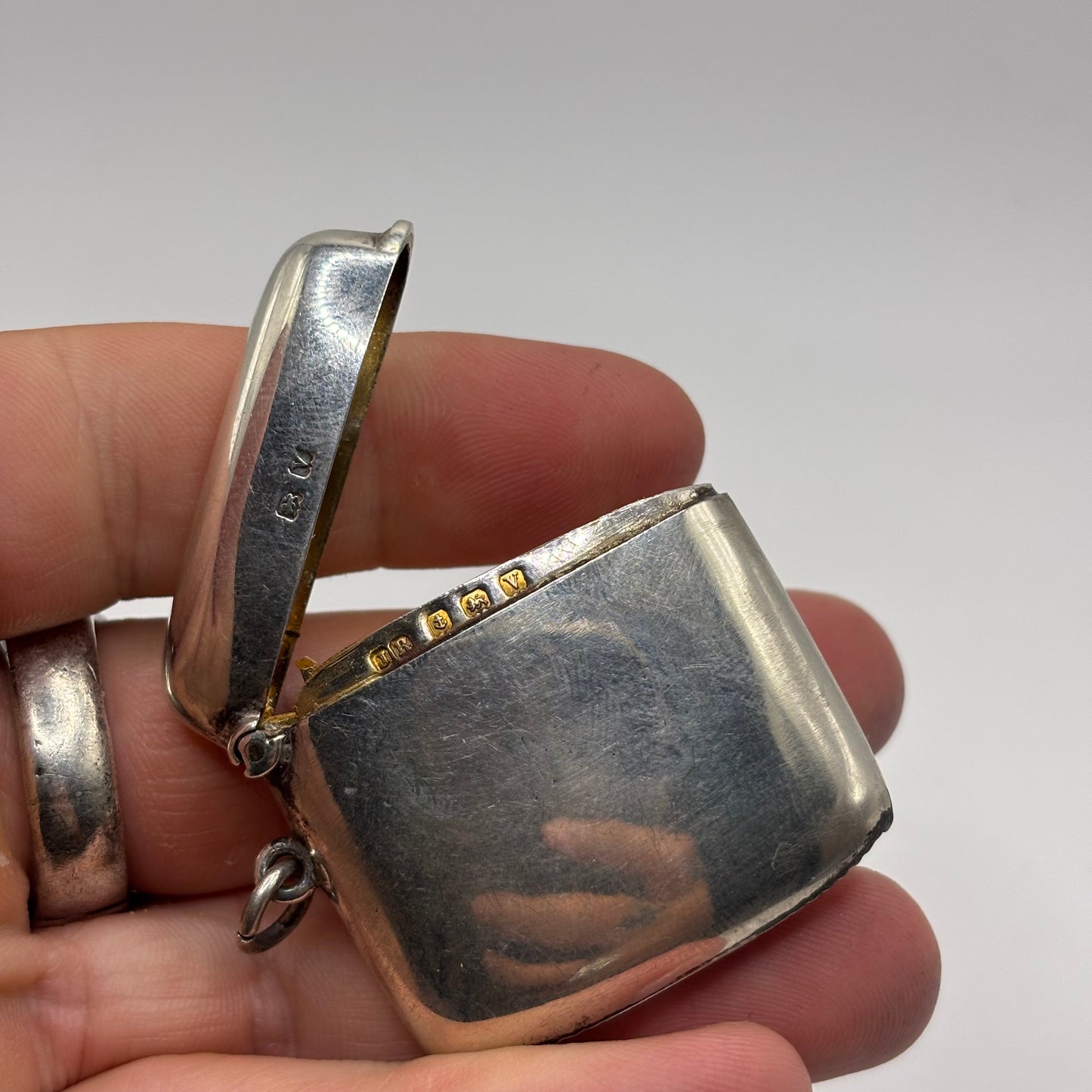 Silver Antique 1920 Vesta Case