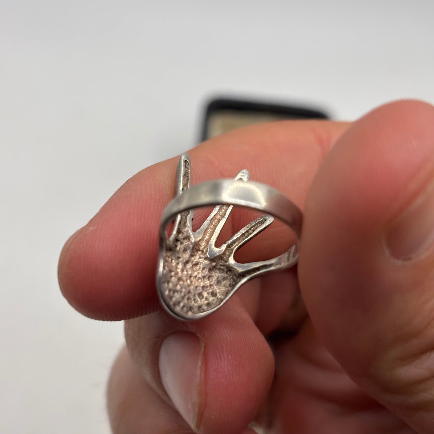 Silver Hand Ring (K)