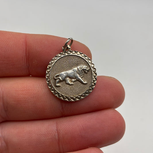 Silver Leo Vintage Pendant