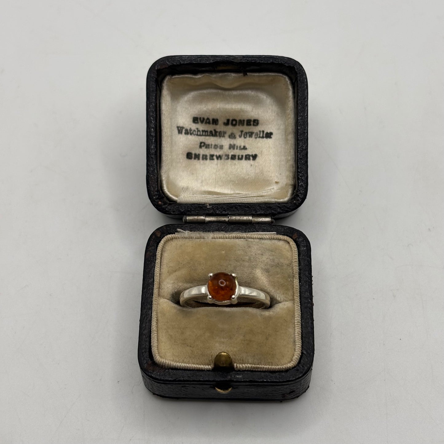 Silver Amber Ring (P)