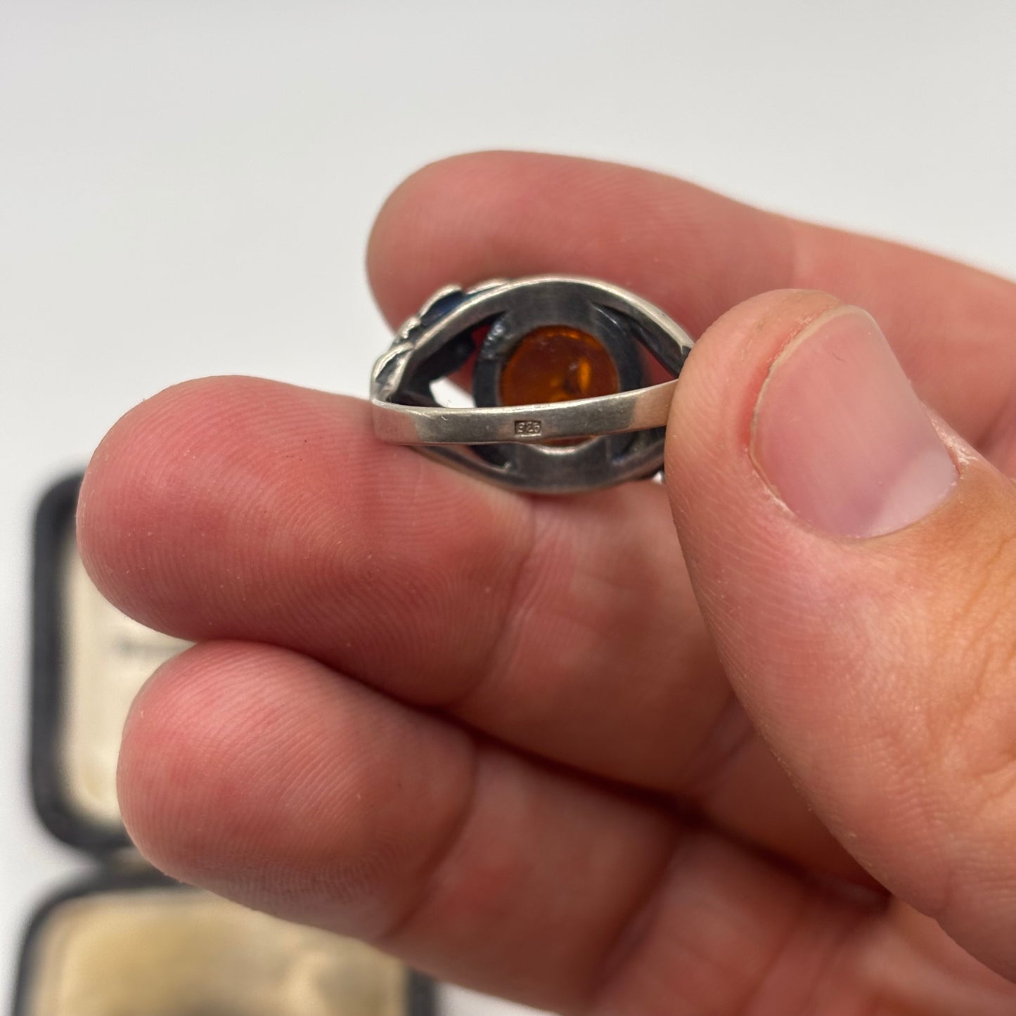 Silver Amber Leaf Ring (P)