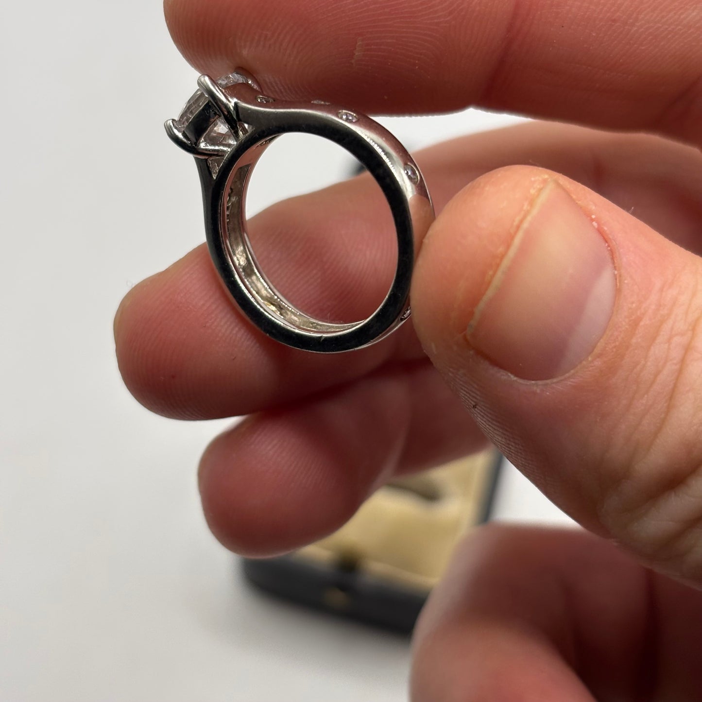 Silver Lovely CZ Ring (M)