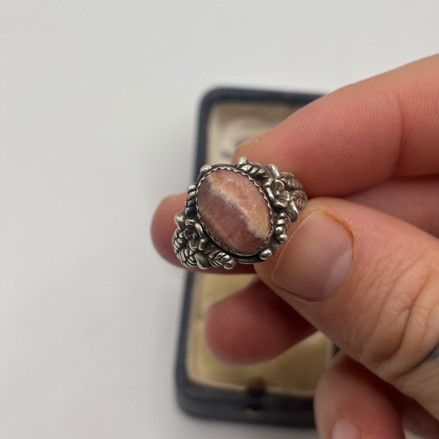 Silver Carolyn Pollack Pink Rhodochrosite Ring