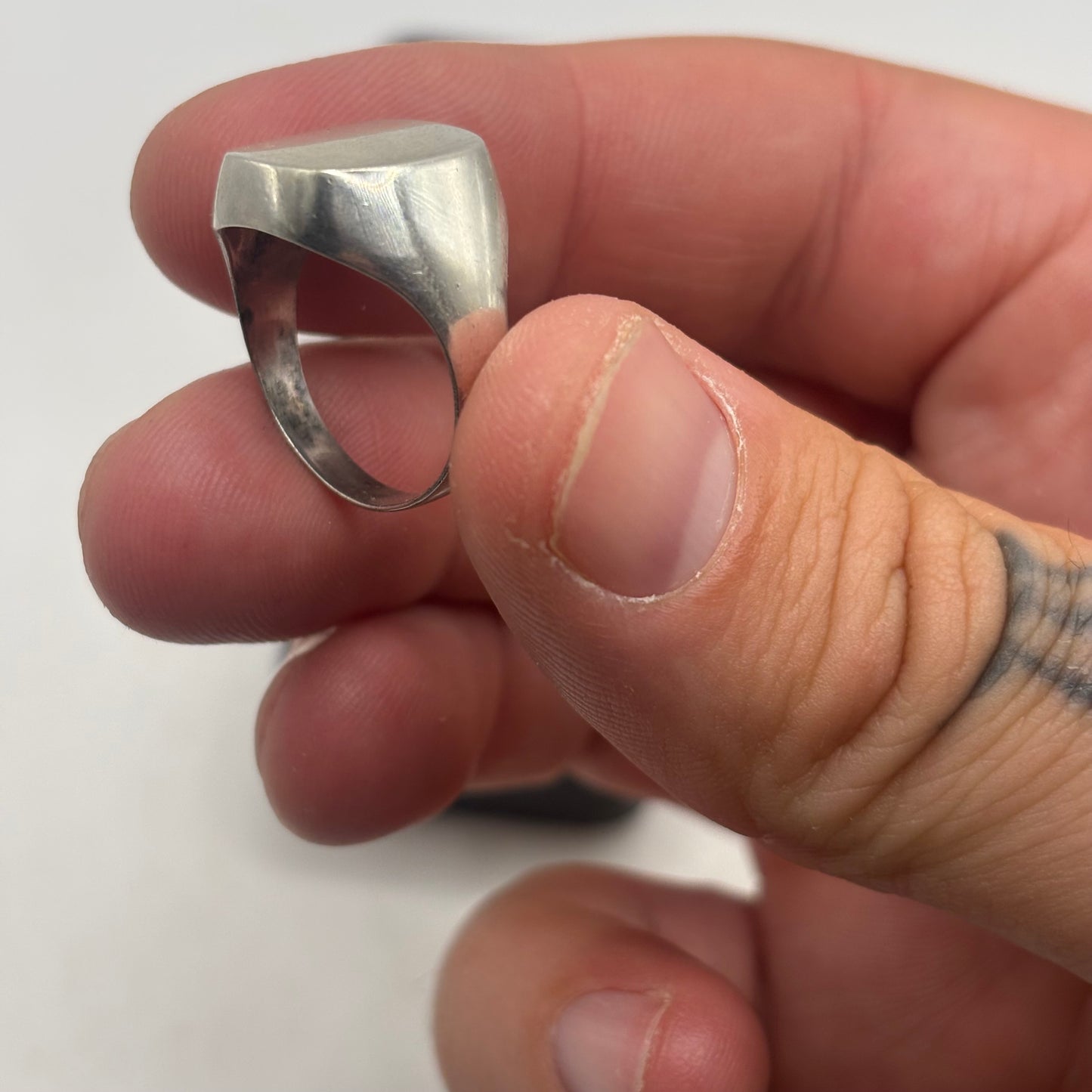 Silver Signet Ring (Q)