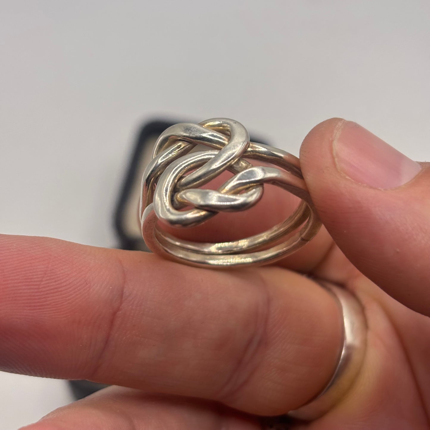 Silver Vintage Double Knot Ring (W)