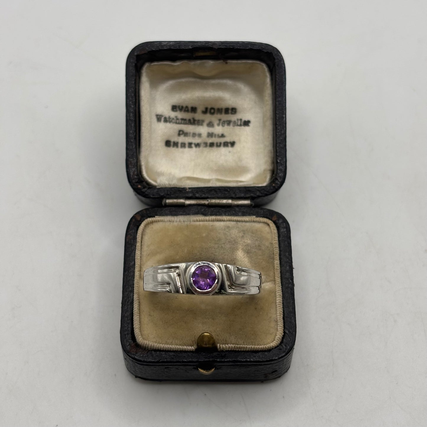 Silver Amethyst Signet Ring (Y)
