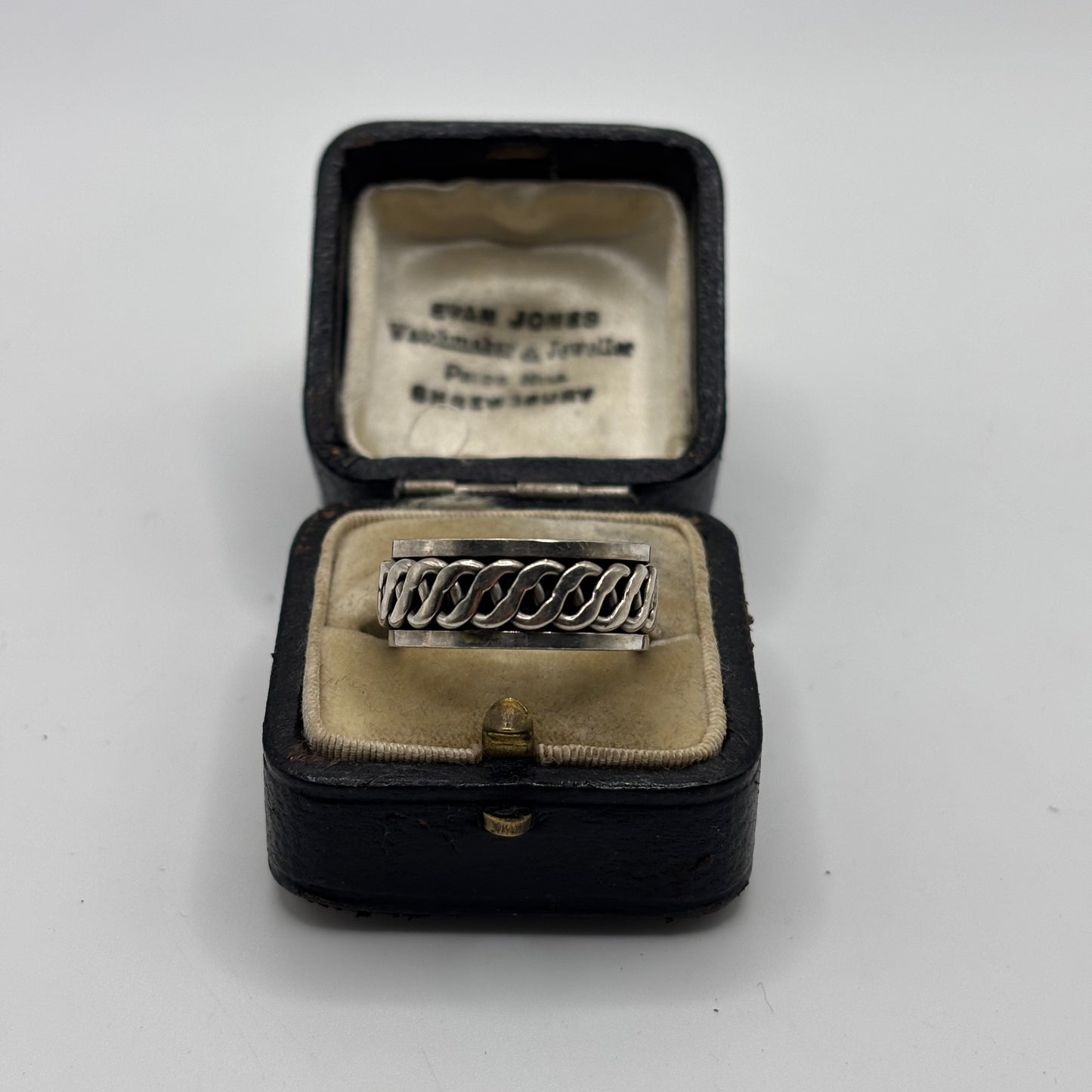 Silver Celtic Spinner Ring (O)