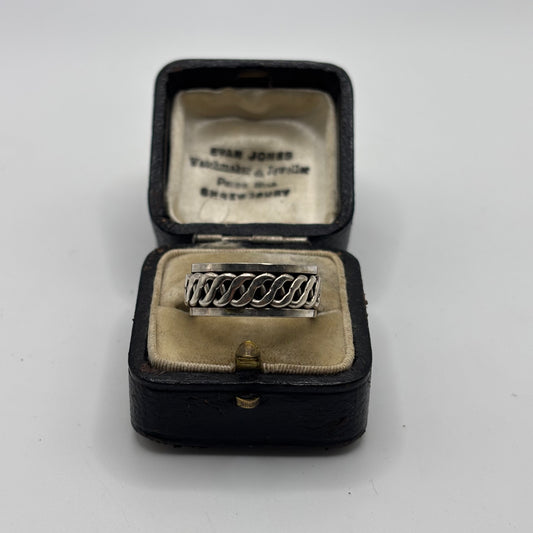 Silver Celtic Spinner Ring (O)