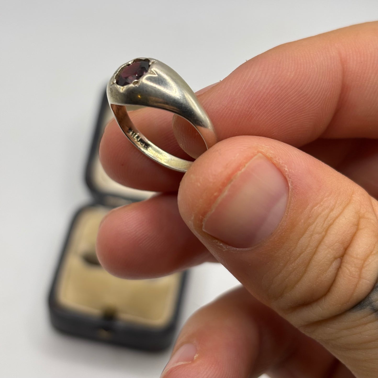 Silver Garnet Vintage Ring