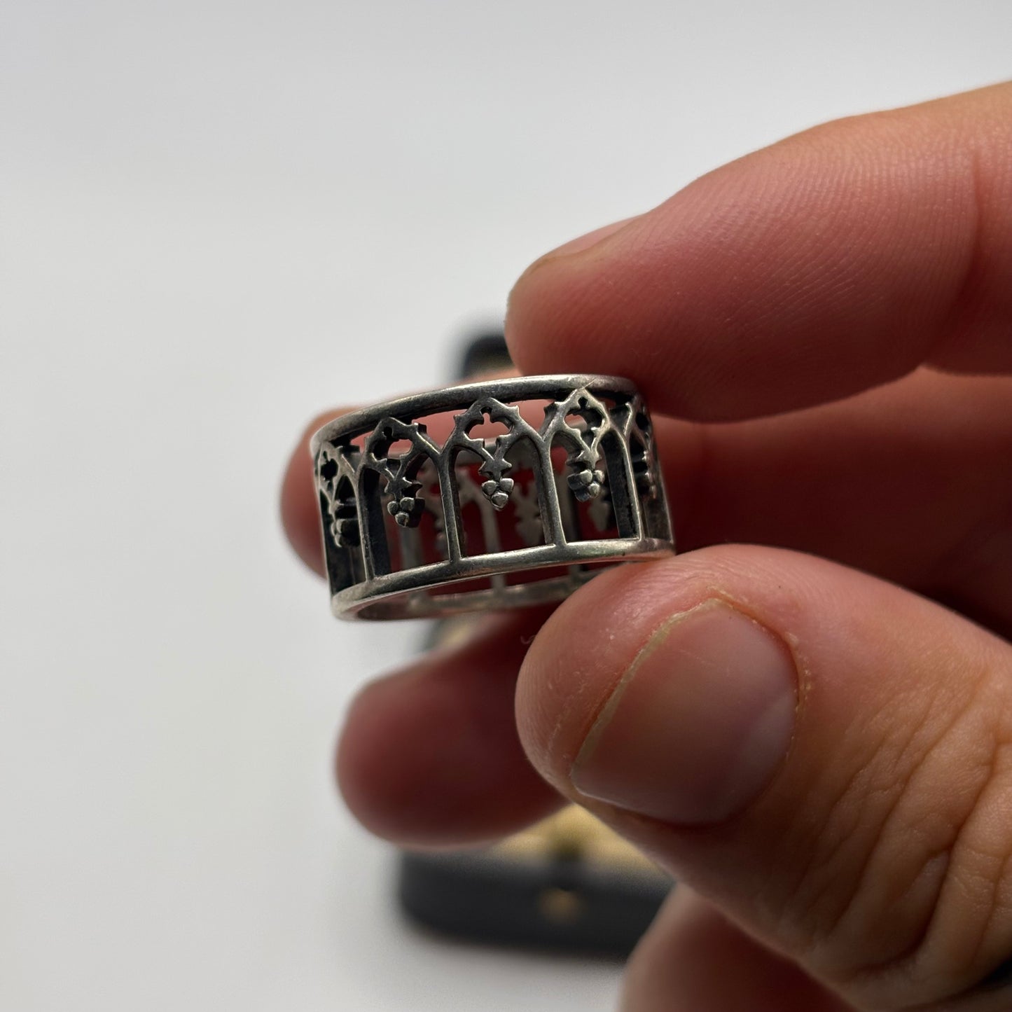 Silver Regal Rose Gothic Window Arch Ring (P 1/2)