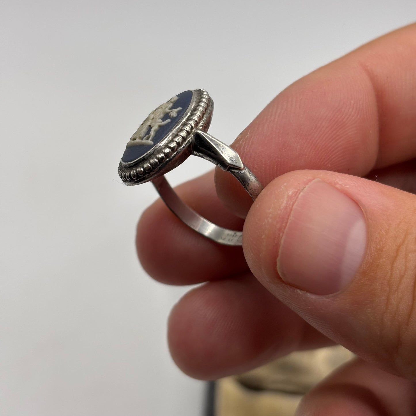 Silver Wedgewood Ring (R)