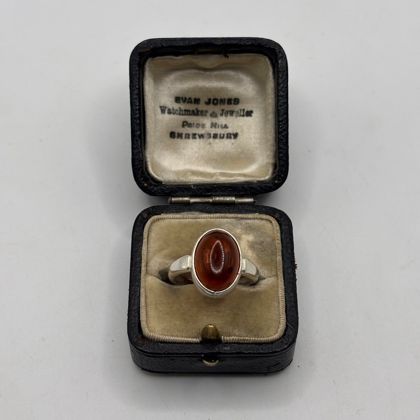 Silver Amber Ring (P)