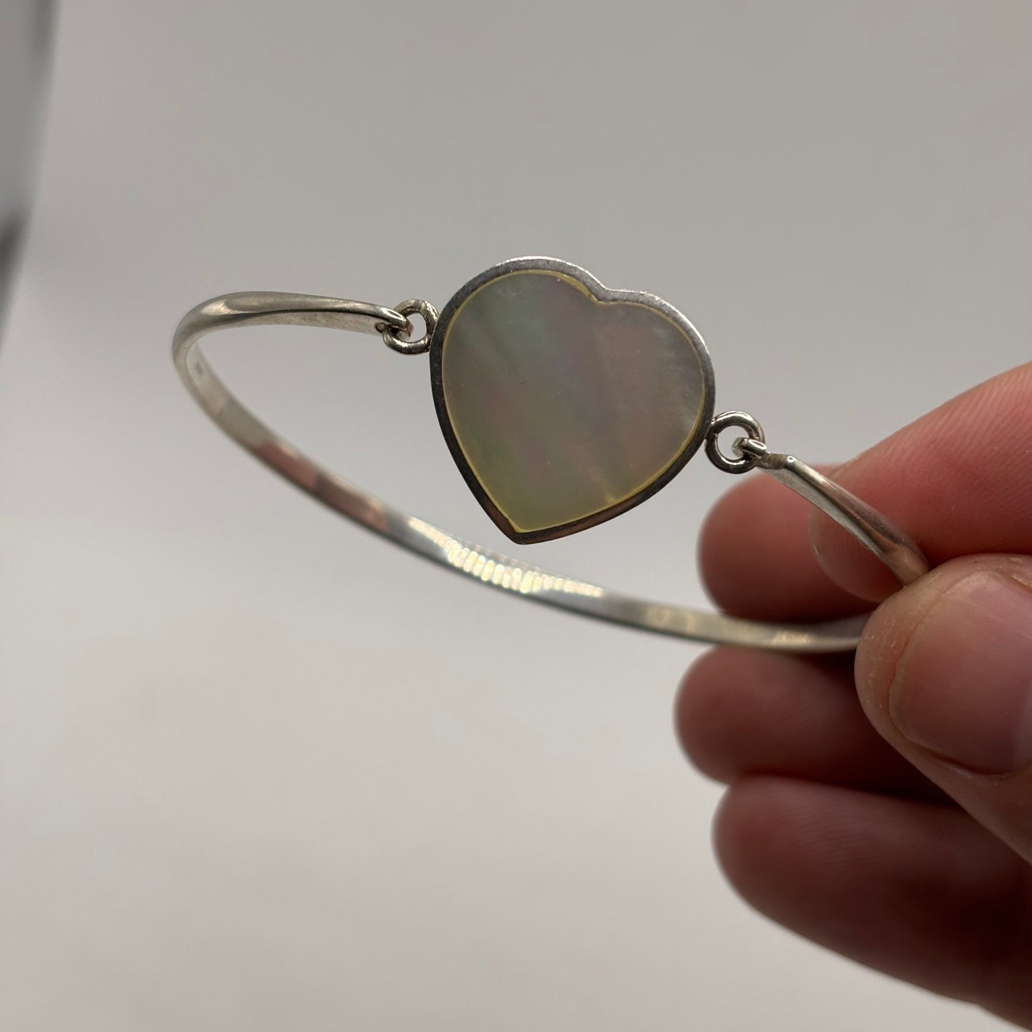 Silver Pearl Heart Cuff (62mm)